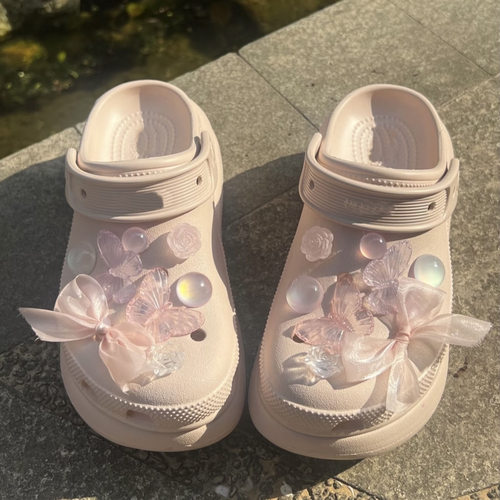 原创巨美高级蝴蝶网纱鞋花洞洞鞋鞋扣crocs配饰配件粉色少女ins风