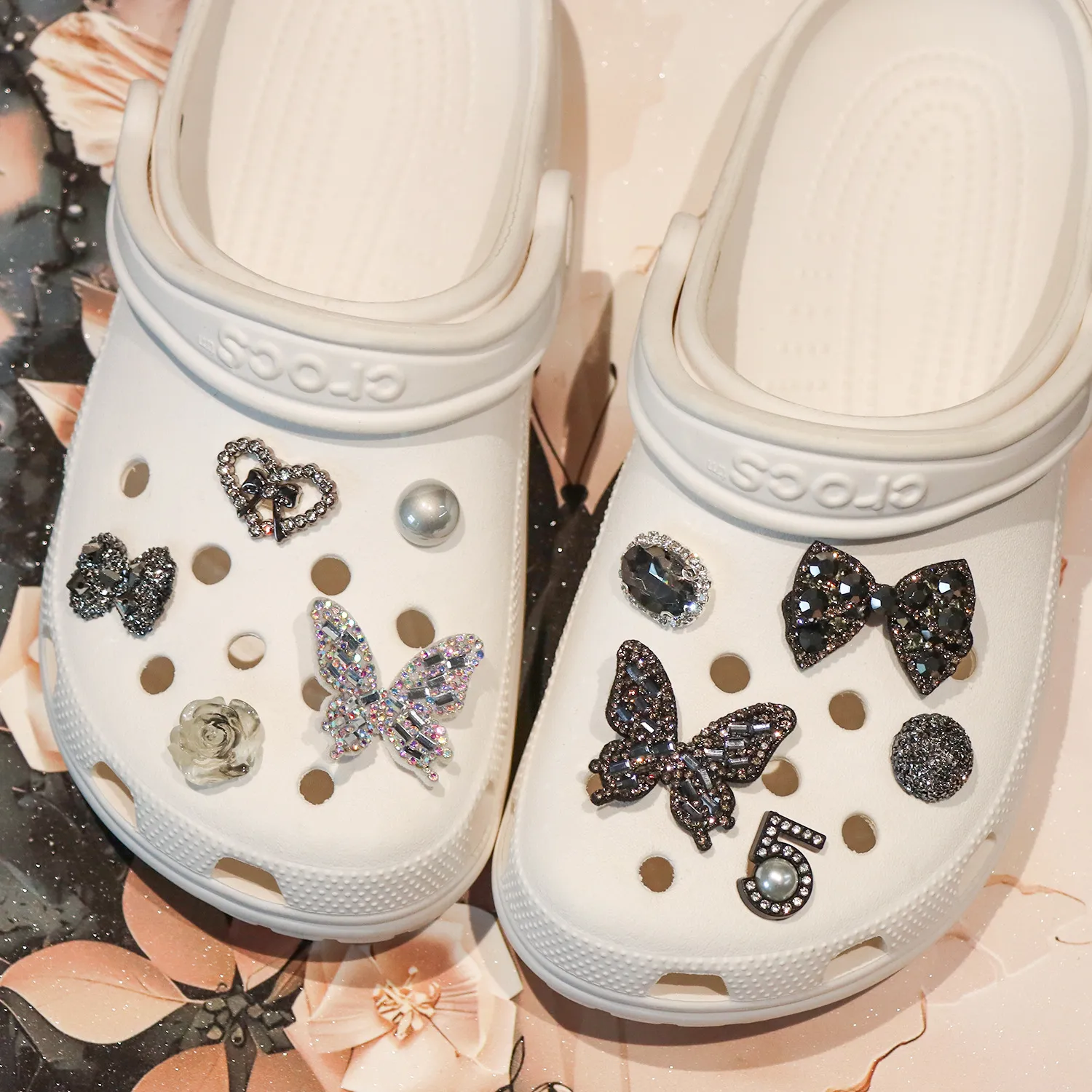 彩钻蝴蝶洞洞鞋配饰鞋花适配crocc装饰扣高级感可拆鞋扣鞋花配件
