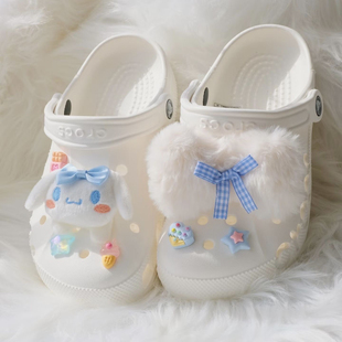 巨可爱洞洞鞋鞋花鞋扣crocs配饰毛绒玉桂狗蝴蝶结少女baby蓝装饰