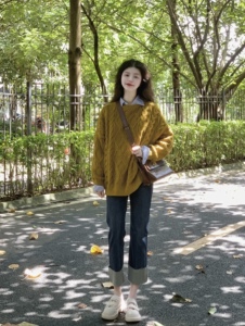 奶糯风毛衣牛仔裤两件套装一整套秋冬网红炸街韩式温柔风盐系穿搭