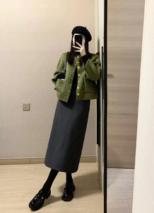 韩系时尚穿搭女2023冬新款设计感修身针织内搭毛呢外套高腰半身裙