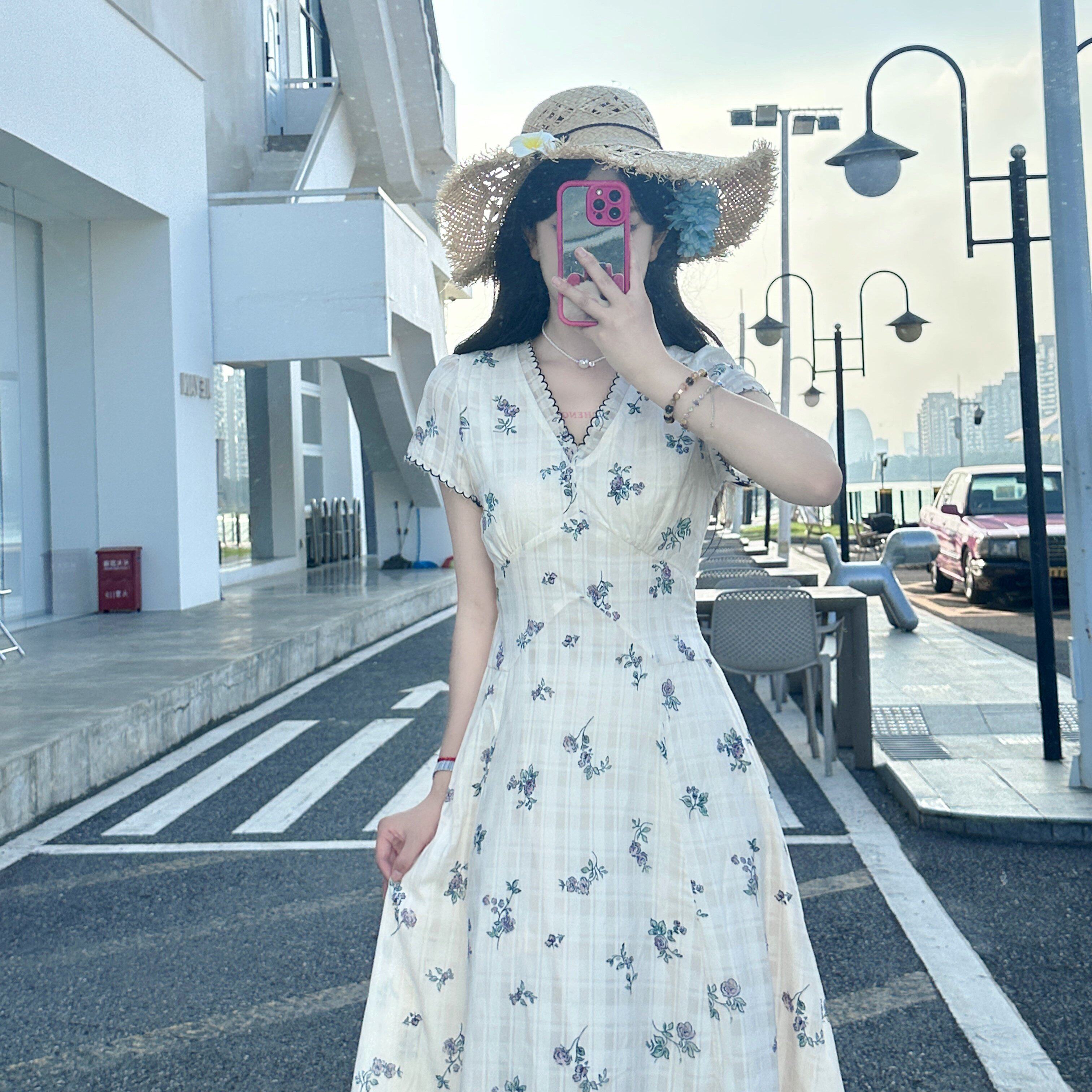 大码女装法式复古刺绣碎花连衣裙夏季甜美裙子胖MM显瘦A字裙