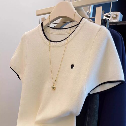 爱心刺绣飞飞袖T恤女夏季