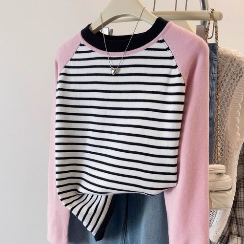 撞色条纹圆领针织上衣女
