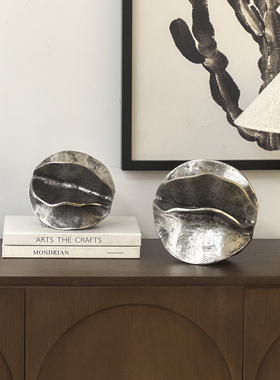 迪斯凯 印度进口欧式轻奢黑灰色花瓣凝韵桌面摆件 创意铝制装饰品