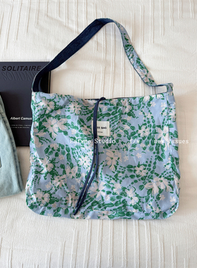 夏天要背的托特包韩国春夏新款蓝绿花朵双面斜挎包包大容量单肩包