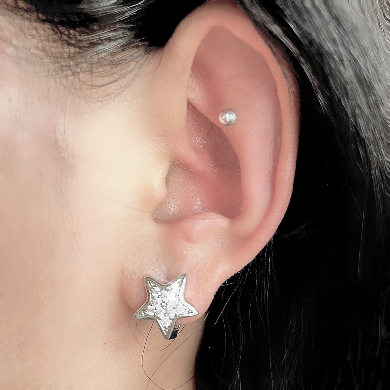 star*闪耀星星耳扣小众设计百搭锆石点钻百搭精致耳钉简约高级感
