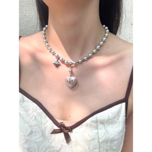 复古小众优雅气质设计感精致爱心十字架项链高级感叠戴锁骨链