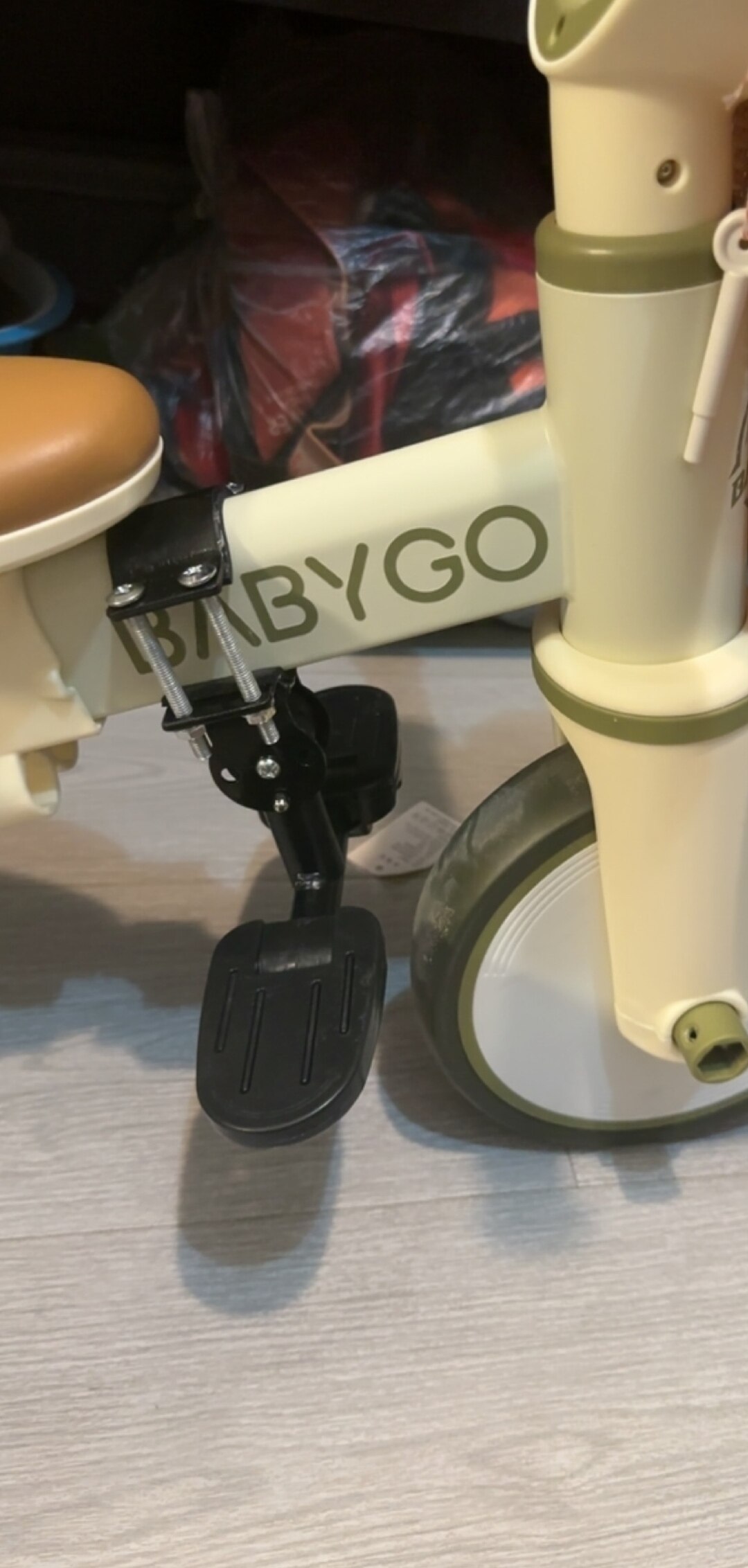 儿童BABYGO三轮车脚踏板护栏配件婴儿车脚踏车放脚板专用短