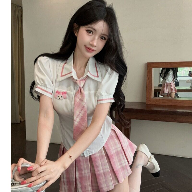 甜美系学院风纯欲系带收腰jk衬时尚套装
