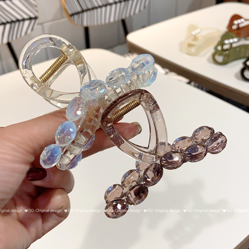 高级感水晶抓夹中号鲨鱼夹