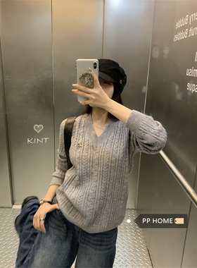 日本offcat美式复古慵懒V领麻花黑色毛衣女秋冬高级感刺绣针织衫