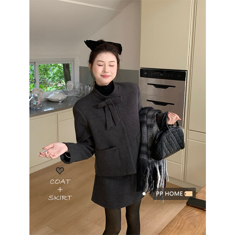 日本offcat富家千金感蝴蝶结毛呢外套女秋冬短款呢子大衣半身裙两