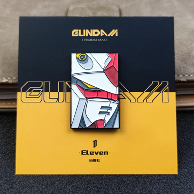 Eleven自制高达机动战士RX-78-2元祖头像夜光胸针动漫金属徽章ins
