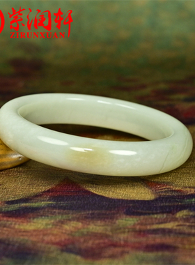 和田玉糖青白手镯且末料哑光