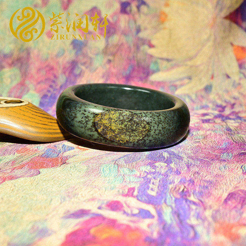 紫润轩新疆和田玉宽版籽料手镯聚虎皮沙枣青籽镯62MM莫兰迪色珍品