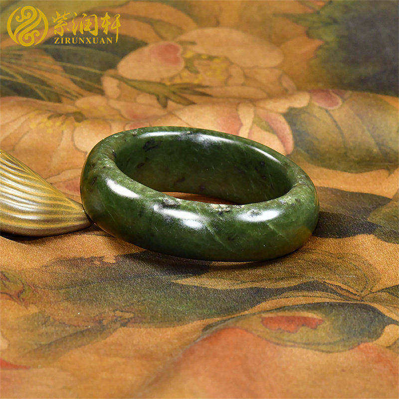 紫润轩新疆和田玉籽料碧玉手镯满皮厚装哑光菠菜绿56MM随形传家级