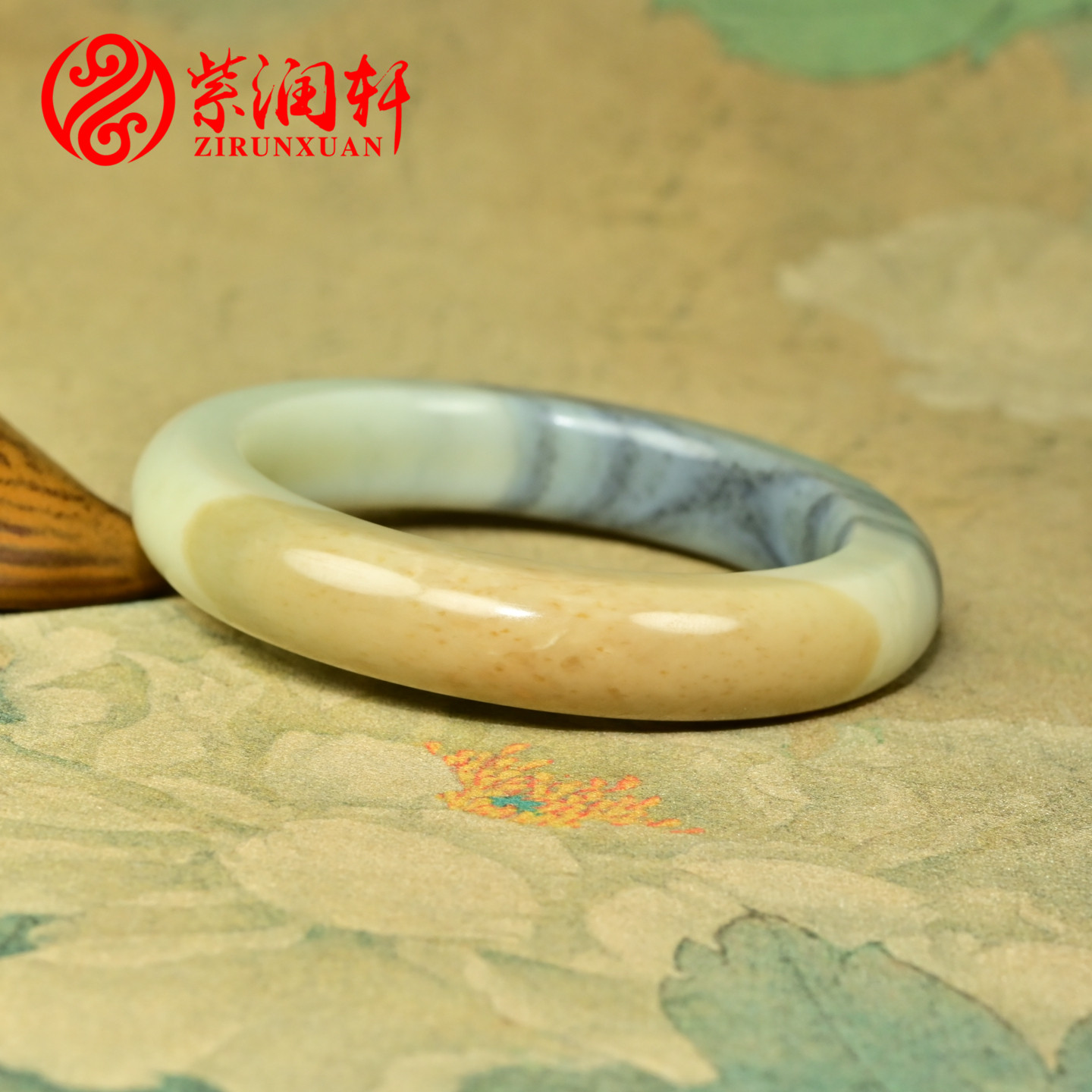 和田玉水墨青花手镯糖沁白玉