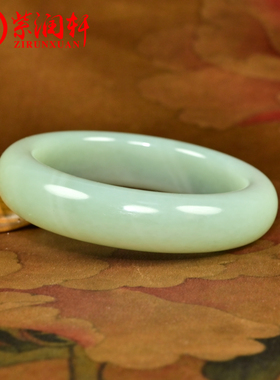 和田玉青白玉手镯且末料鸭蛋青
