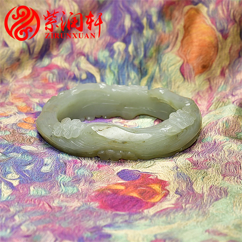 紫润轩新疆和田玉手镯60 8MM籽料青白玉随形苏工雕花梅花玉镯精品