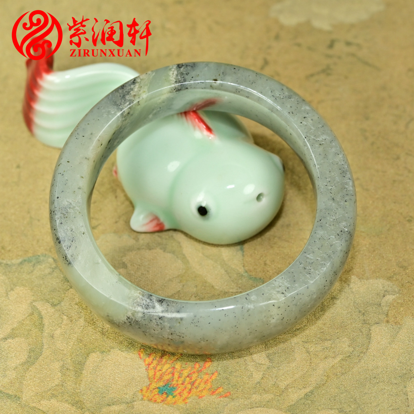 和田玉满皮籽料手镯青花飘翠青