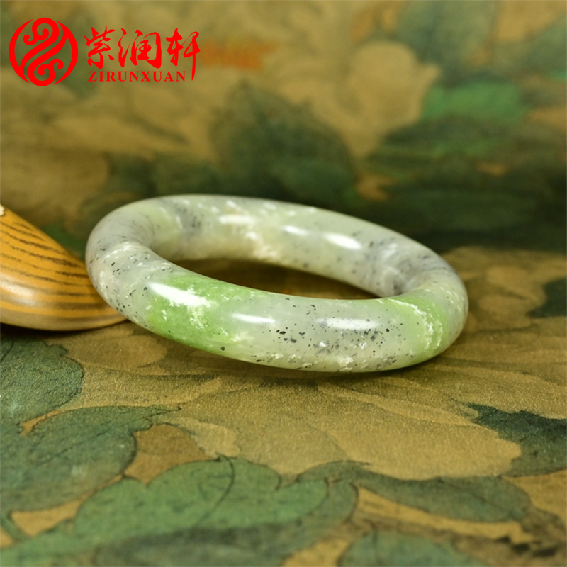 和田玉籽料翠青青花手镯肥圆条