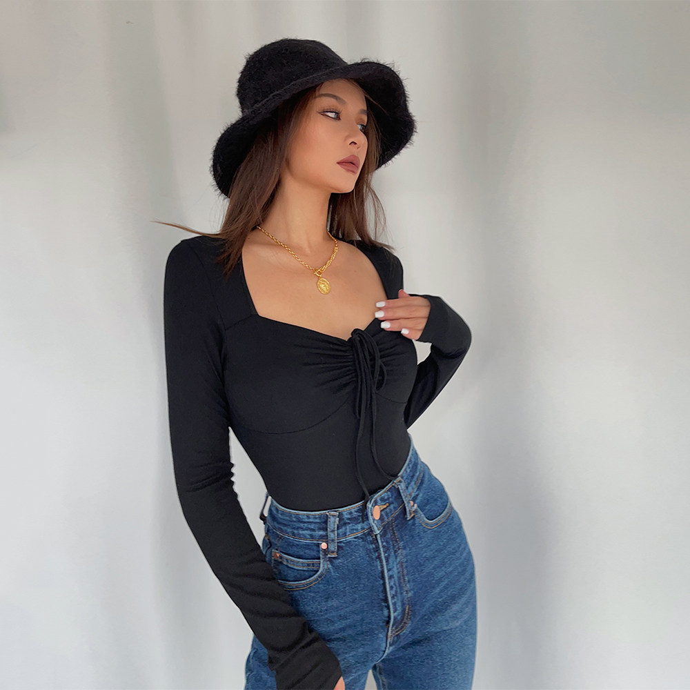 超显身材显比例性感方领双层胸前抽绳长袖打底衫收腰显瘦上衣辣妹