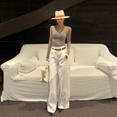 自制白色极简风牛仔裤女早秋显瘦水洗全棉直筒休闲宽松垂感阔腿裤