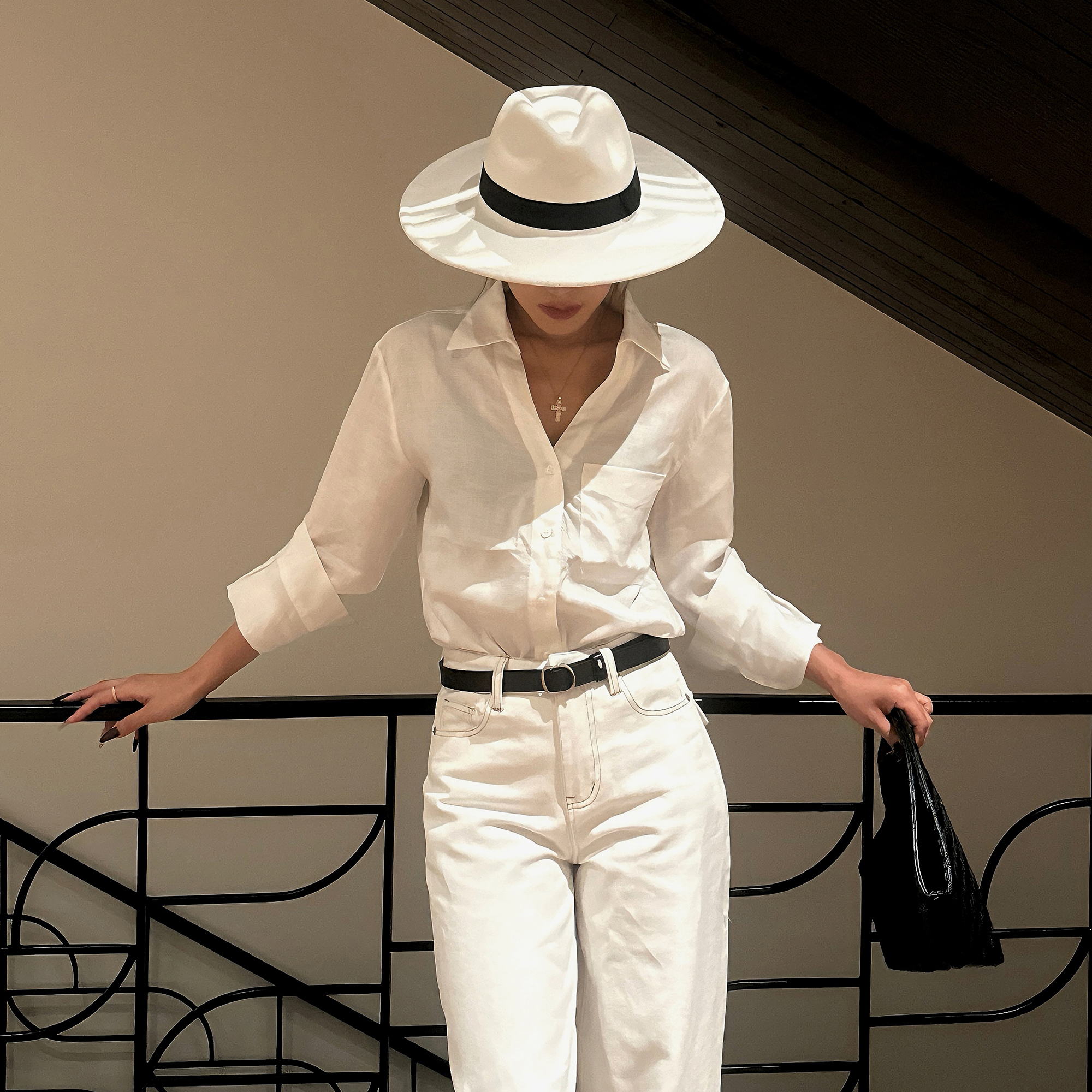 自制老钱风手工卷袖天丝亚麻V领衬衫上衣女春秋季宽松休闲通勤