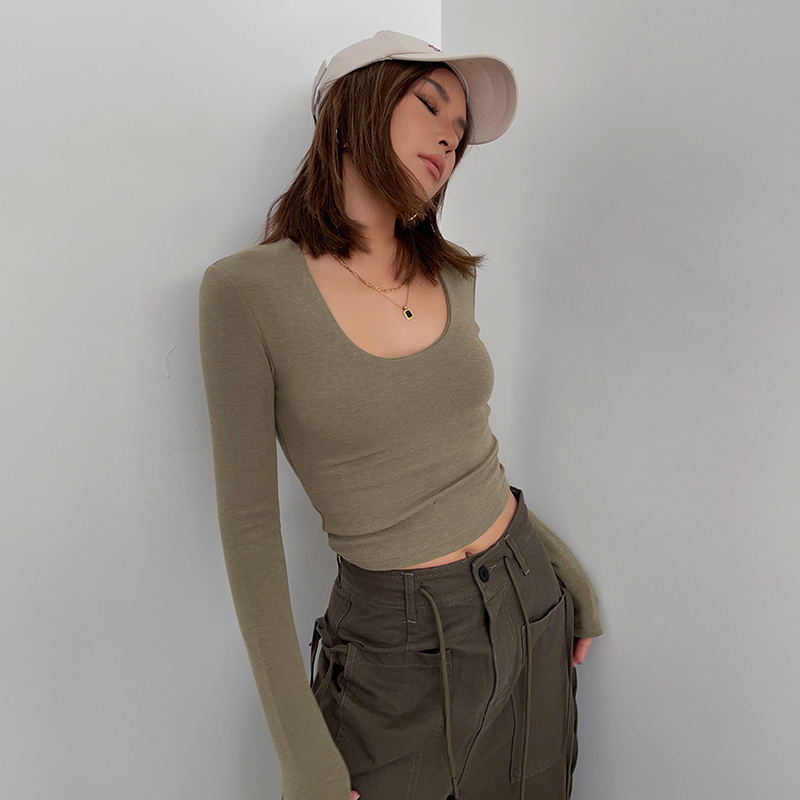 纯欲甜辣妹性感U领上衣女设计感小众2024新款别致纯色打底衫外穿