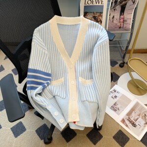 甜美学院风减龄针织开衫男女2023秋冬宽松百搭V领条纹外套P58图片