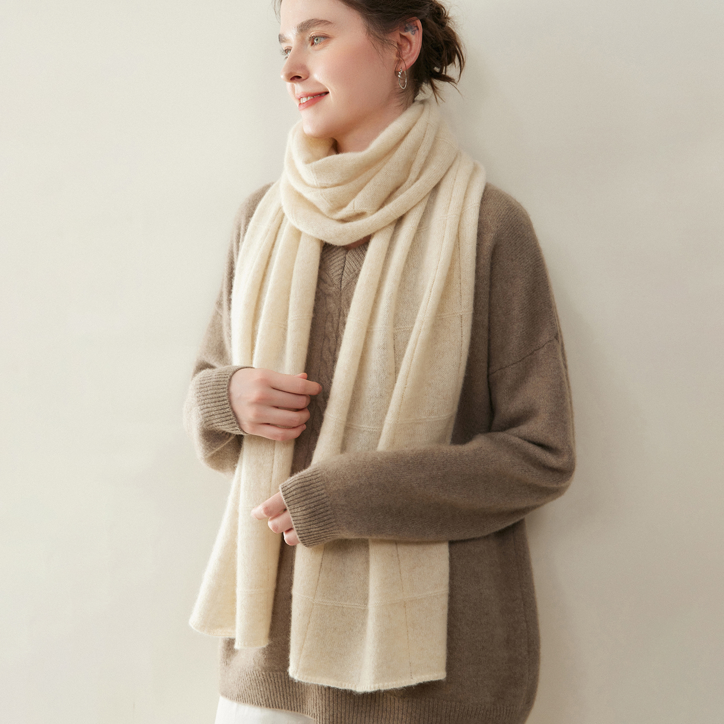 秋冬新款纯山羊绒围巾女保暖软糯