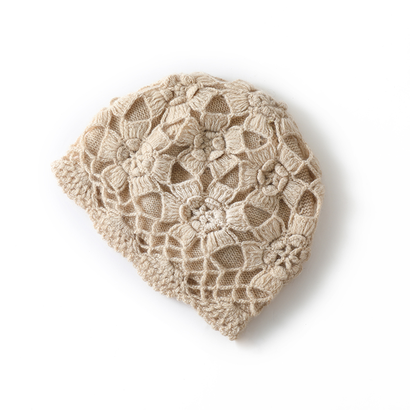 秋冬100%纯山羊绒帽子女镂空花瓣钩花双层针织保暖护耳包头帽
