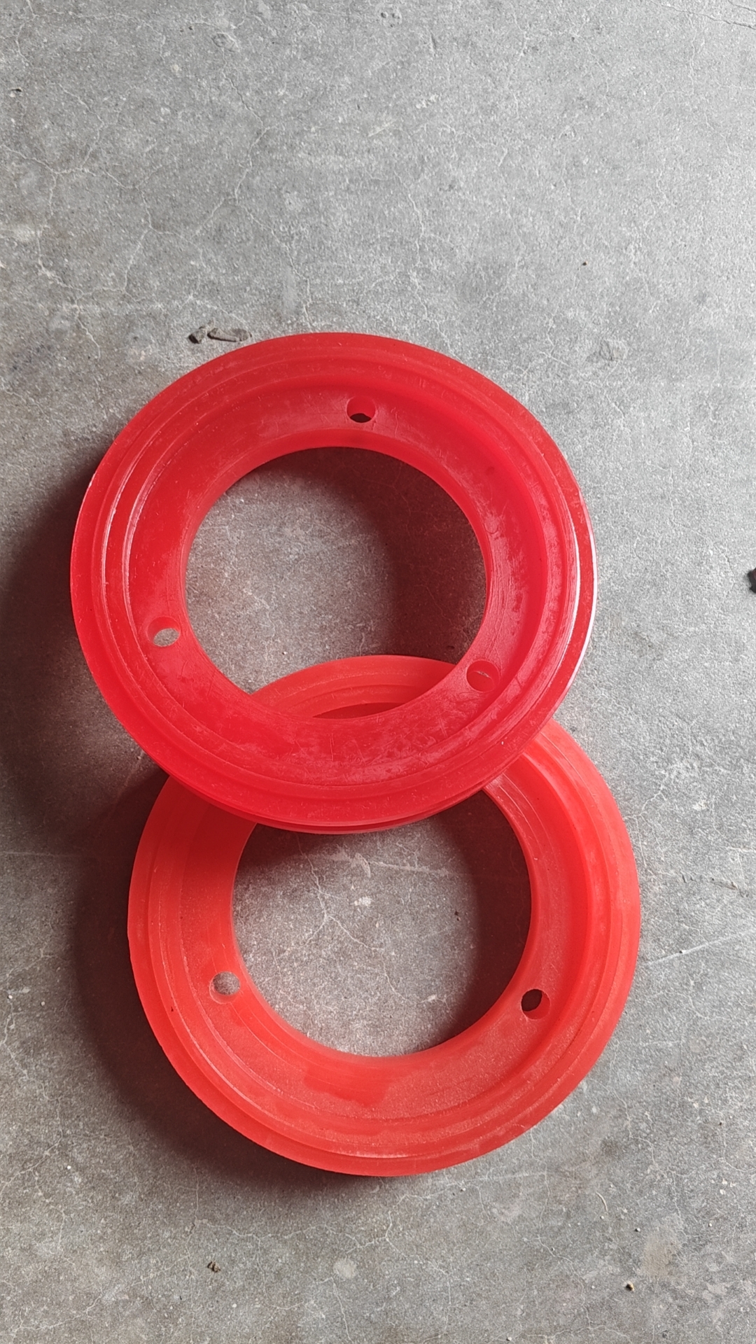 发泡陶瓷切割细槽轮子红胶轮石材切割异型石材加工数控绳锯机