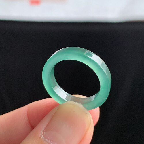 天然A货冰种天空蓝翡翠方戒