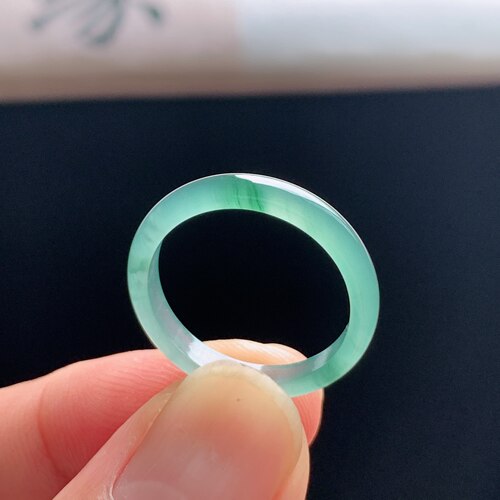 天然A货冰种翡翠飘花素圈戒指