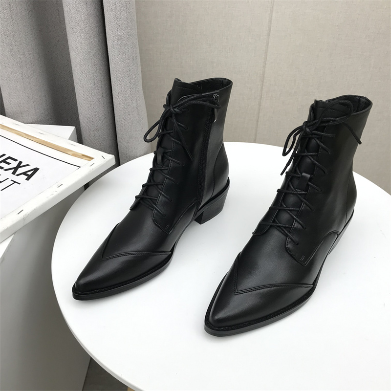 工厂处理2021冬款断码真皮女靴绑带尖头粗中跟增高保暖牛皮短筒靴