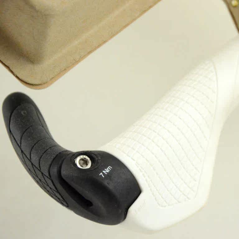 Poignées de vélo ERGON - Ref 2333938 Image 5