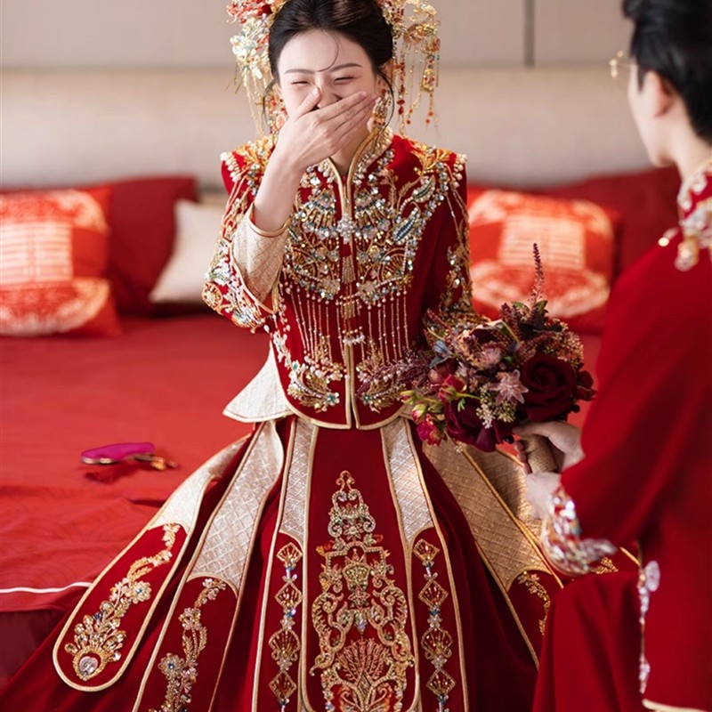 出租秀禾服新娘2025新款中式婚纱结婚情侣套装礼服男女小个子秀和