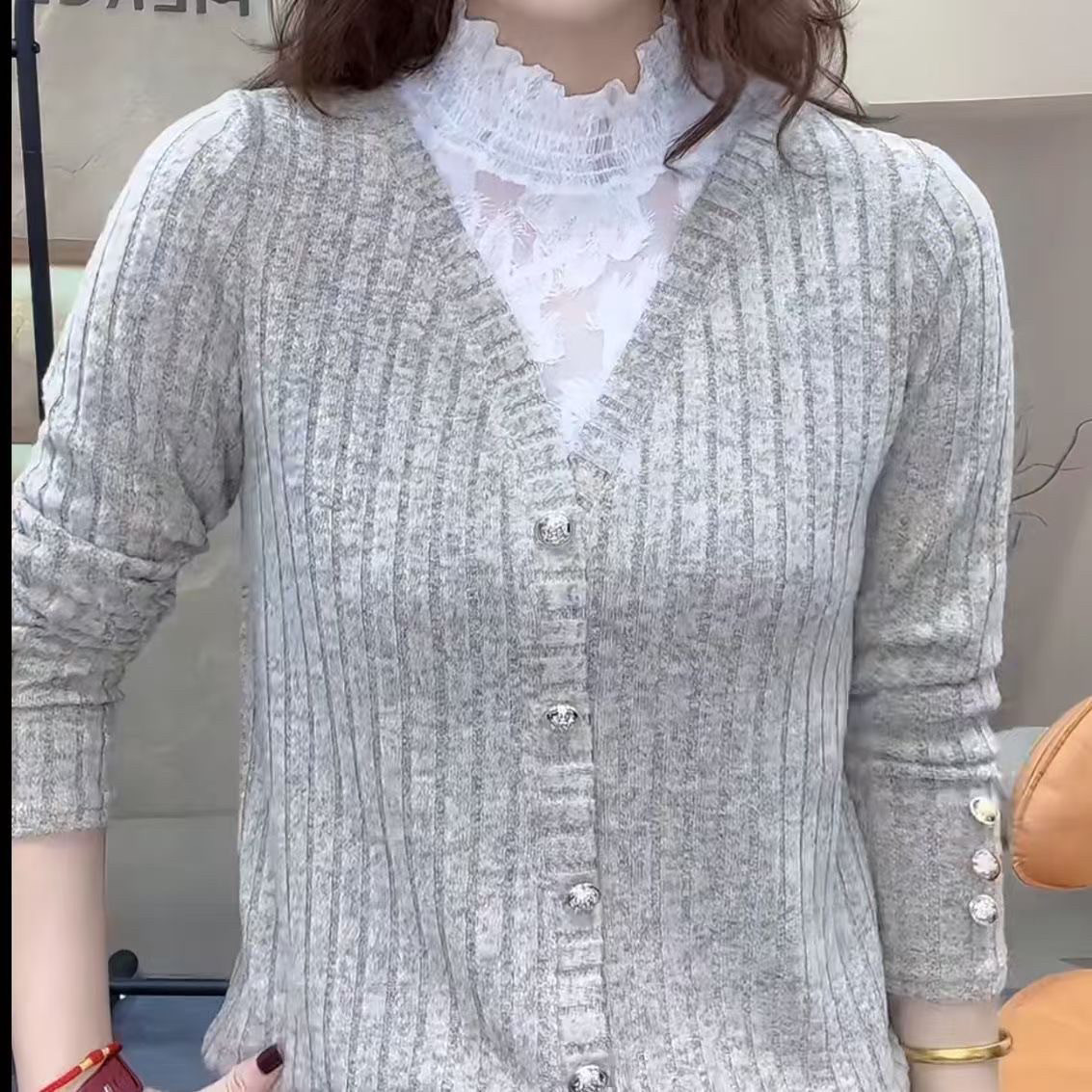 爆款2025大码新款蕾丝花边小衫拼接洋气长袖网红娃娃显瘦打底上衣