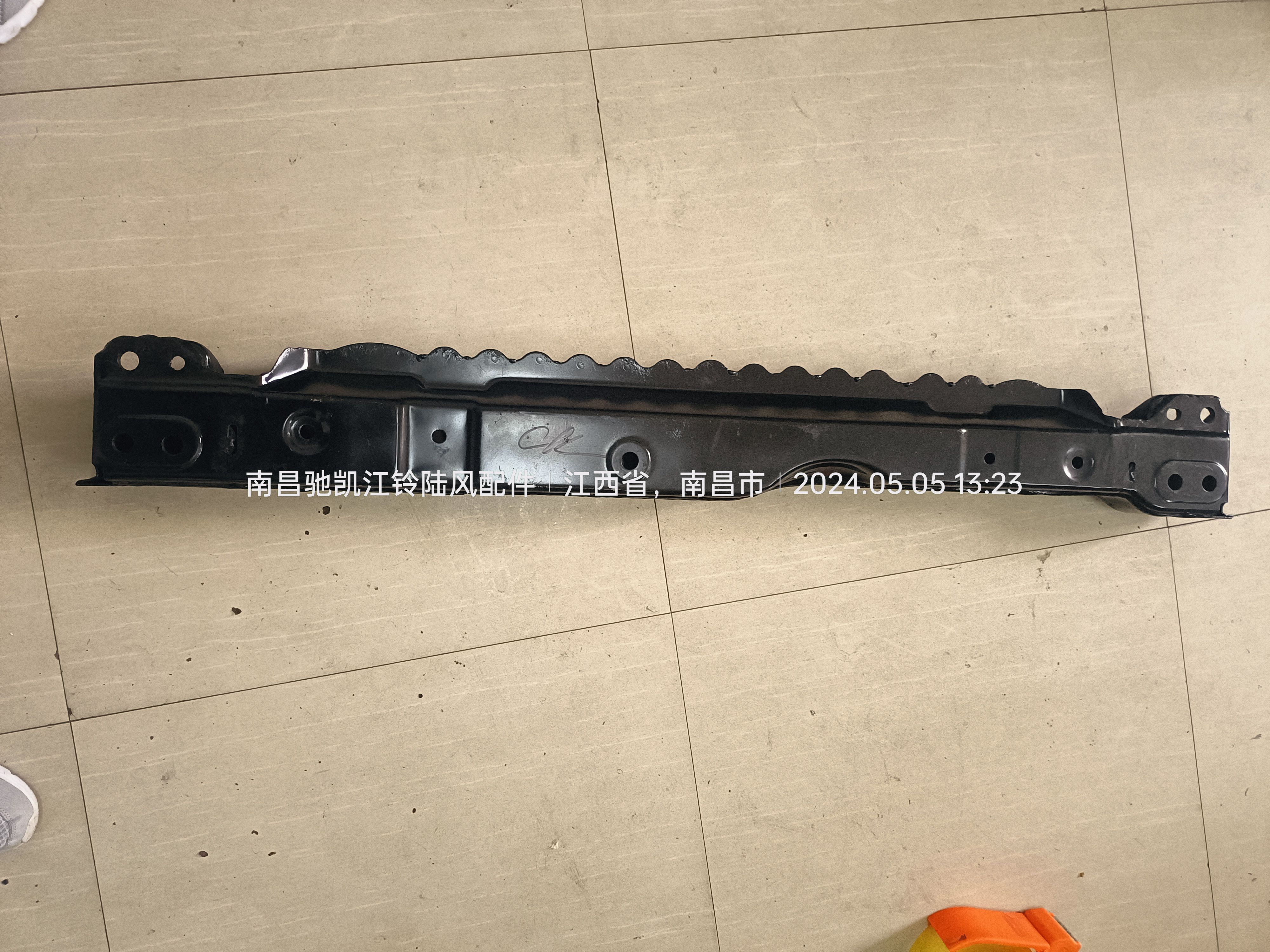 陆风X7老款新款X7劲越汽车配件前横梁总成前下横梁水箱散热器托梁