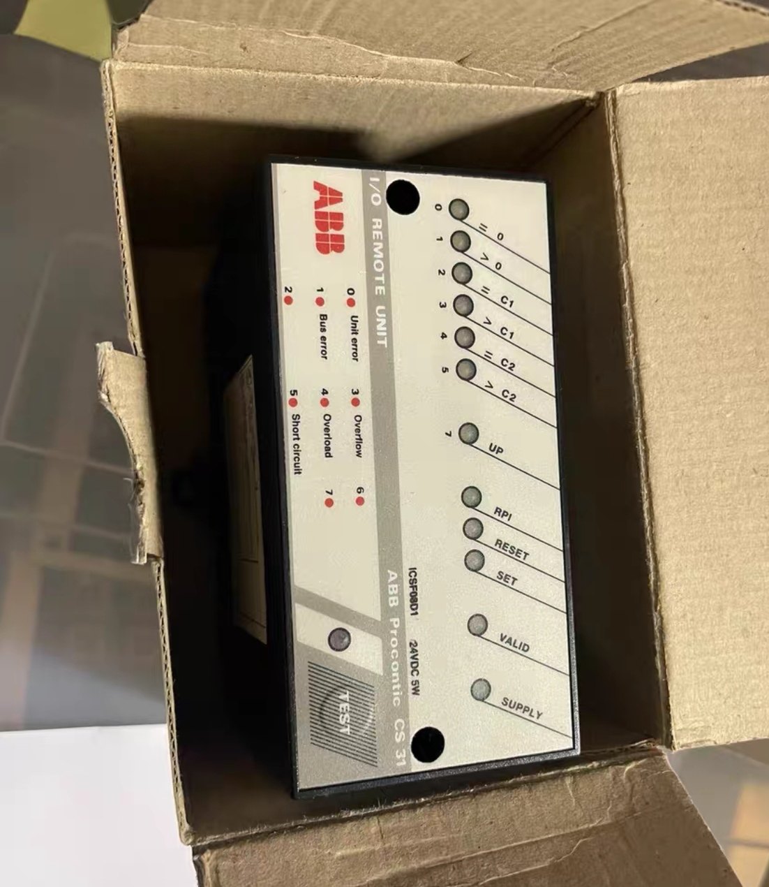 ABB CS 31 ICSF08D1/FPR3323101R1012-J 24 VDC 高速计数器