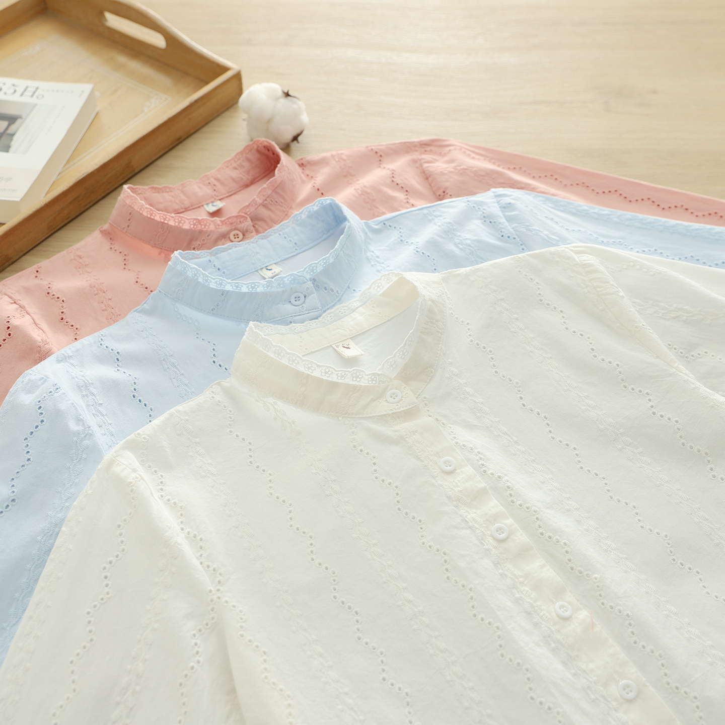 2025秋季文艺小清新蕾丝花边立领镂空纯棉正肩白衬衫女长袖打底衫