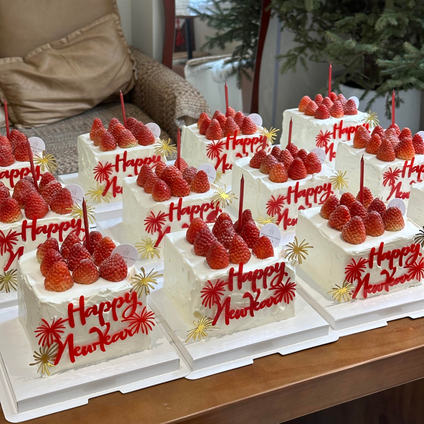 2026新年跨年蛋糕装饰礼花happynewyear亚克力插牌烘焙甜品插件