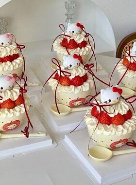 网红2026圣诞节新年hellokitty草莓碗蛋糕装饰kt猫苹果小狗陶瓷碗