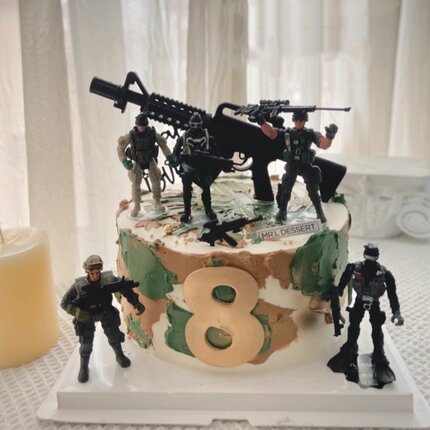 和平精英吃鸡蛋糕装饰特种兵机枪坦克飞机火箭炮弹车男孩生日插件