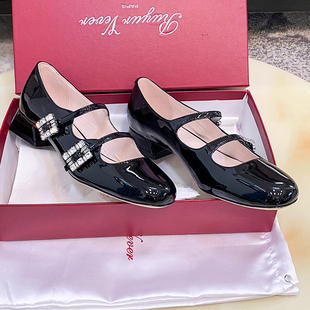 2026早春新款rv玛丽珍鞋圆头一字水钻扣带休闲单鞋女粗跟百搭女鞋