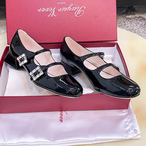 2025早春新款rv玛丽珍鞋圆头一字水钻扣带休闲单鞋女粗跟百搭女鞋