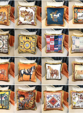 美式橙色骏马抱枕奢华靠枕橘色样板房家居客厅沙发床头流苏靠垫