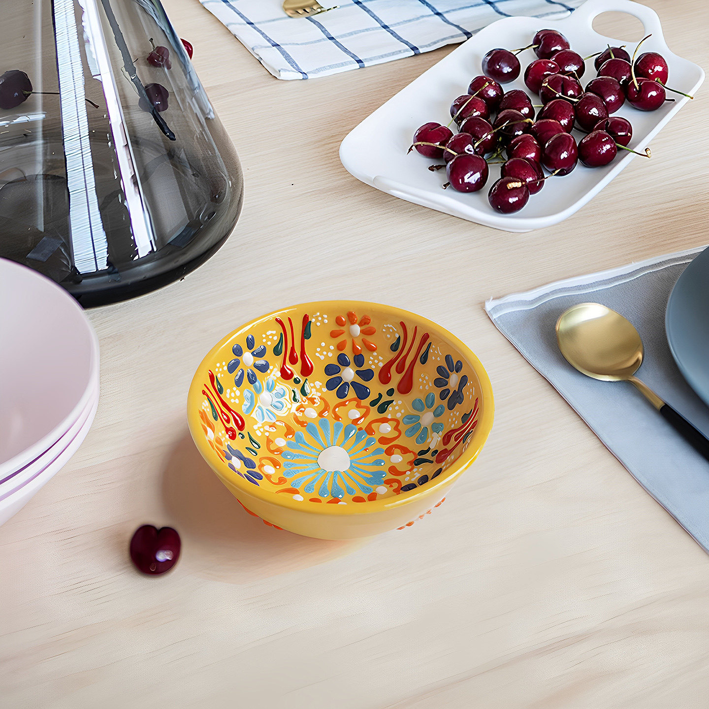 土耳其进口纯手工9cm陶瓷碗欧式宫廷风圆形花卉水果沙拉彩色家用,餐饮具,碗,淘宝优惠券,粉丝福利购,淘宝优惠卷